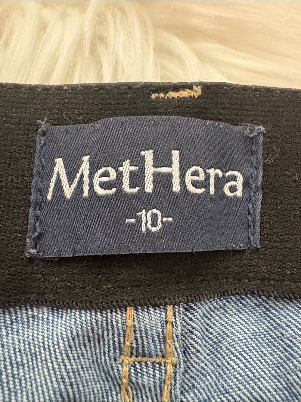 Methera Straight Leg Women’s Jeans in Medium Blue — Classic Everyday Style - Picture 3 of 5